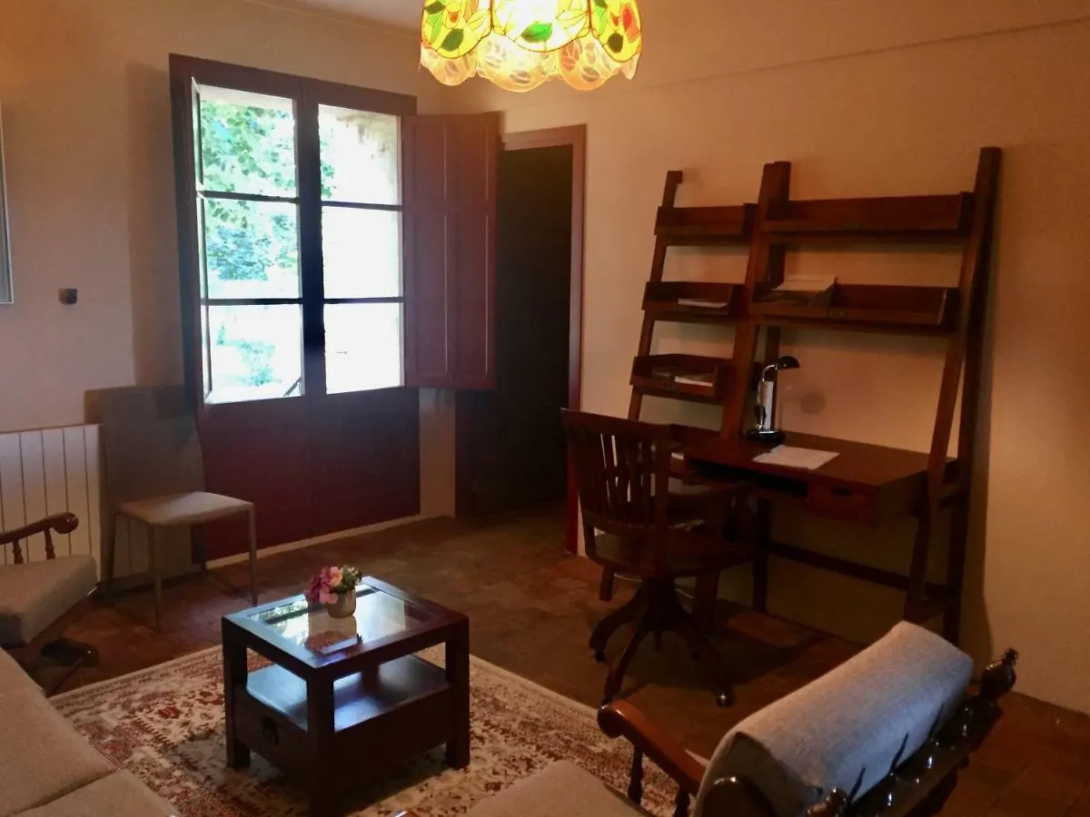 Mas La Mata Villa Olot 0*,  Spanyolország
